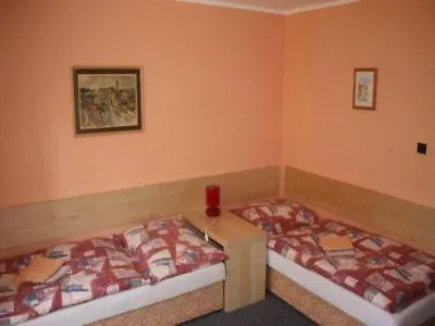 Maja Guest house